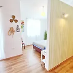 Villa Mira